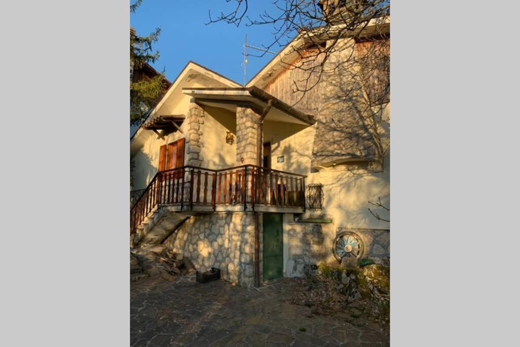 Esclusivo Chalet Immerso Nel Verde Filettino Buitenkant foto